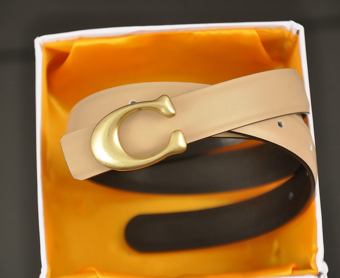 Replica COACH belt