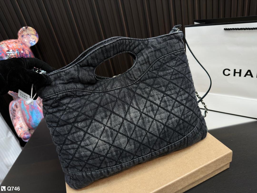 Replica Chanel Bag 37*27CM
