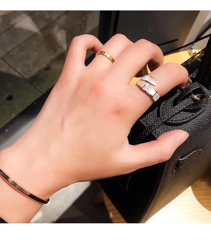 Replica BVLGARI Ring