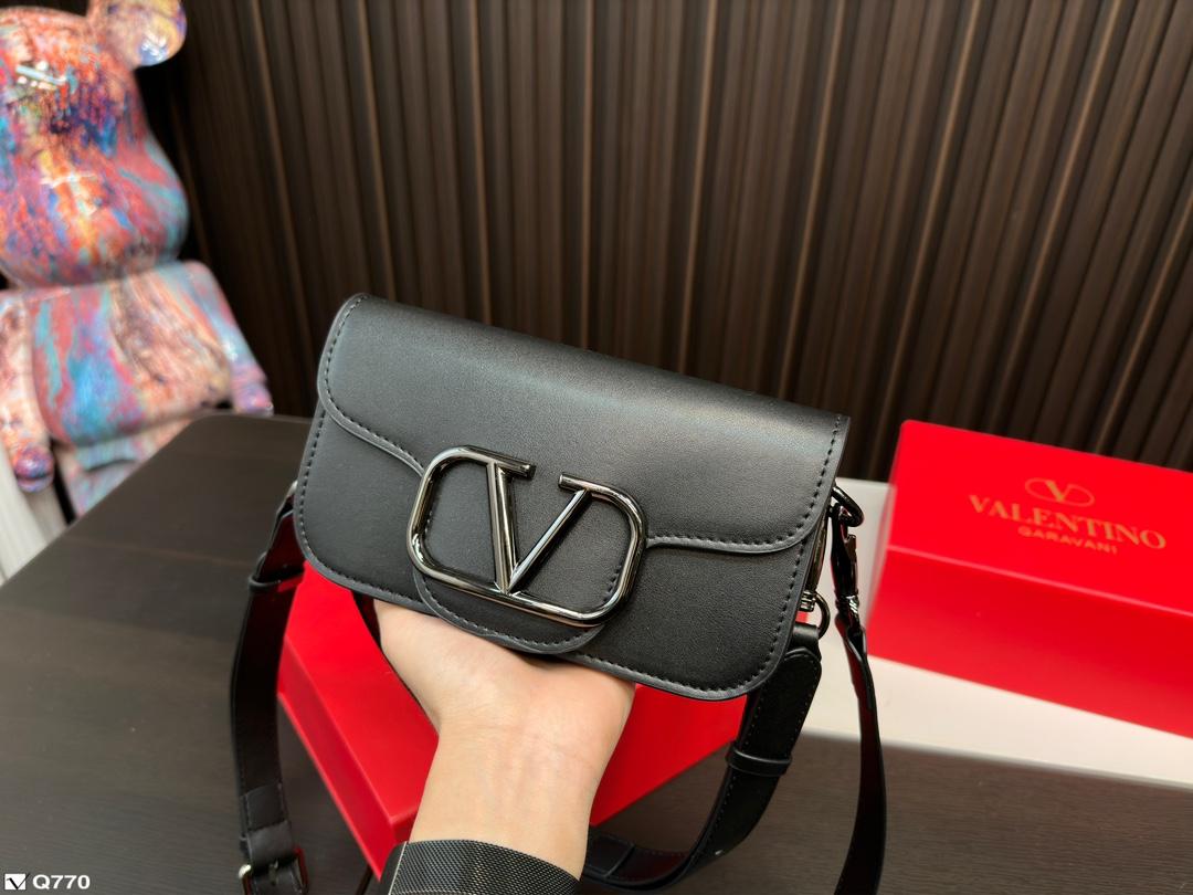 Replica Valentino Bag 20*11CM/27*13CM