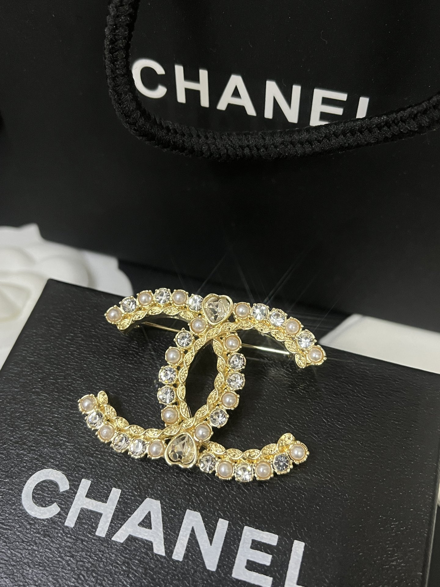 Replica CHANEL Brooch