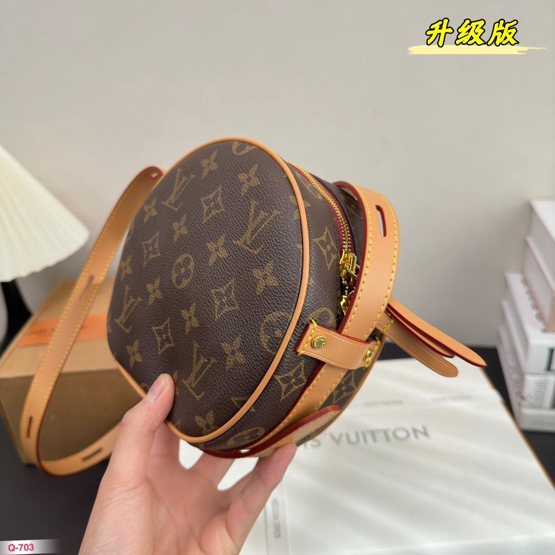 Replica Louis Vuitton Bag 16*15 CM