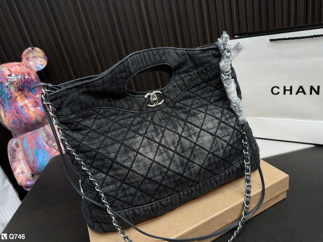 Replica Chanel Bag 37*27CM