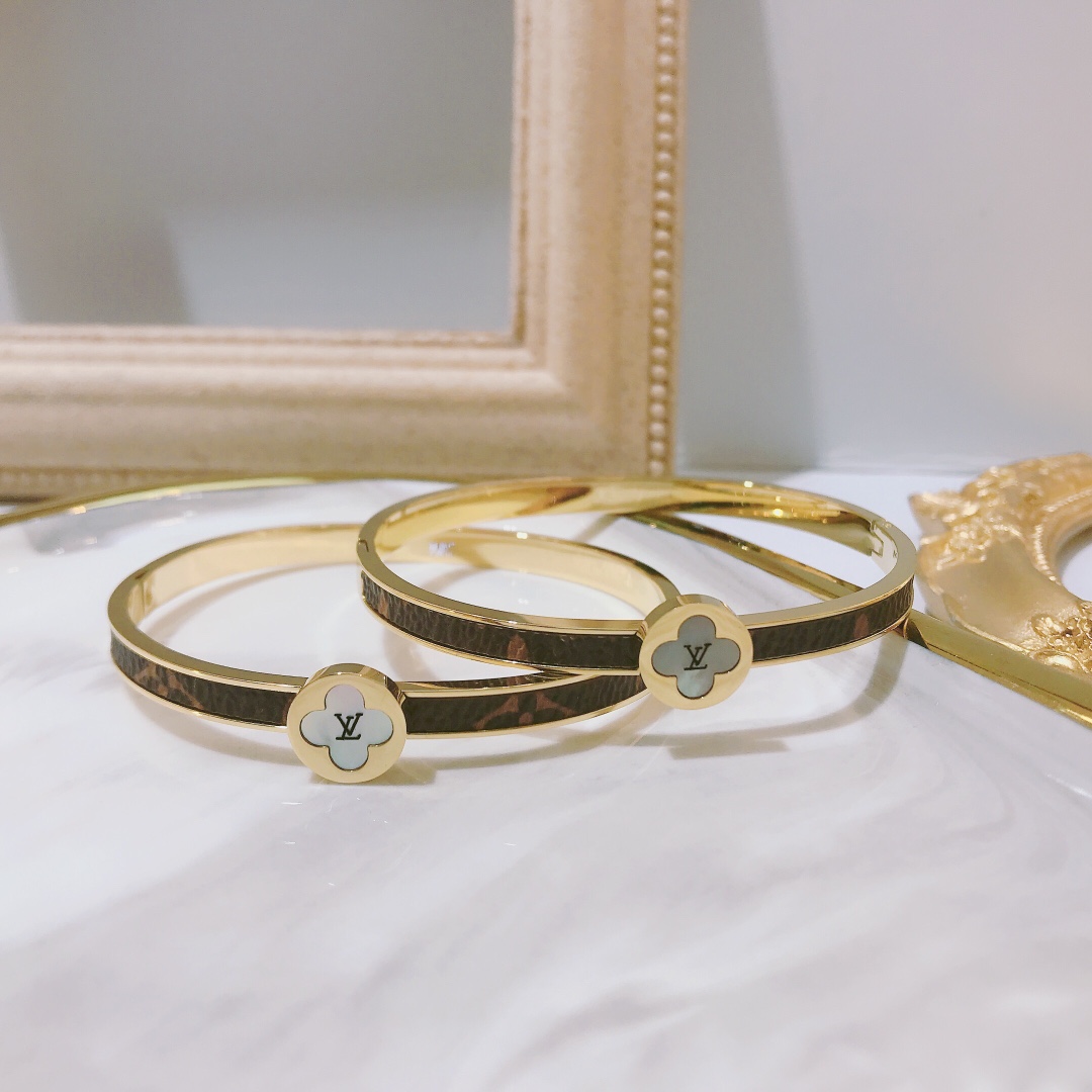 Replica LOUIS VUITTON Bangle