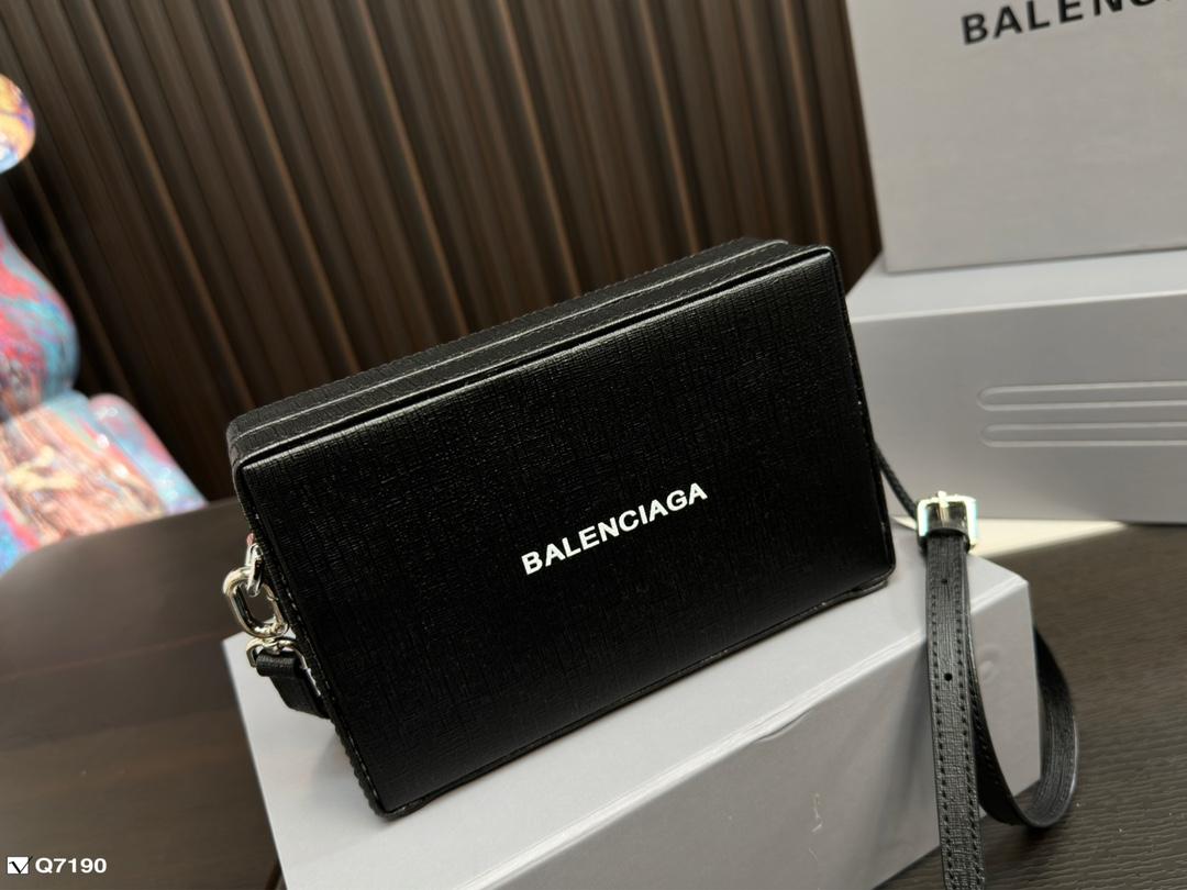Replica Balenciaga Bag 19*12CM