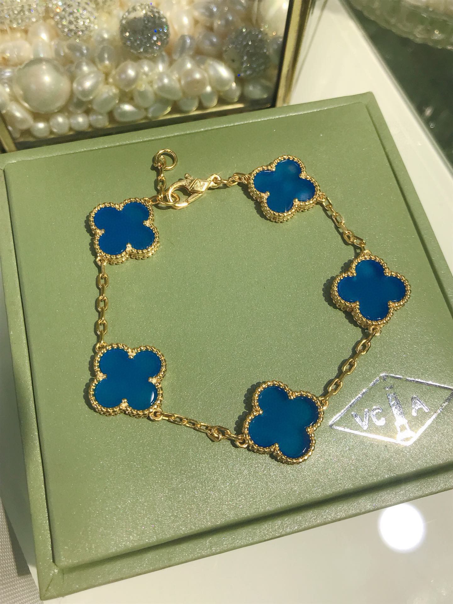 Replica VanCleef Arpels Bracelet