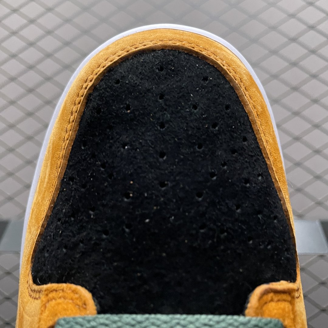 Replica Nike Dunk SB Shoe Nike Dunk SB LowCeramic   DA