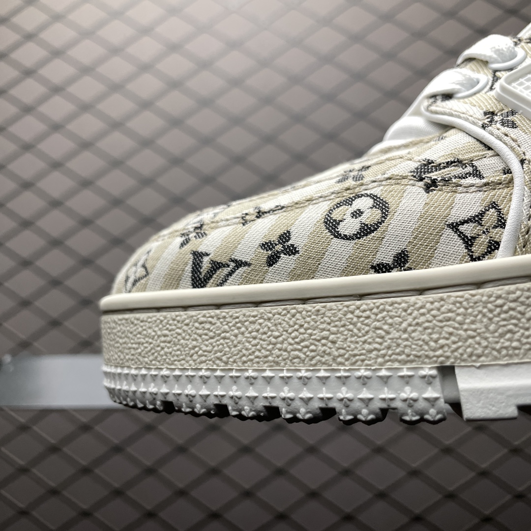 Replica Louis Vuitton Shoe Louis Vuitton LV Trainer 23S Size 38-45a