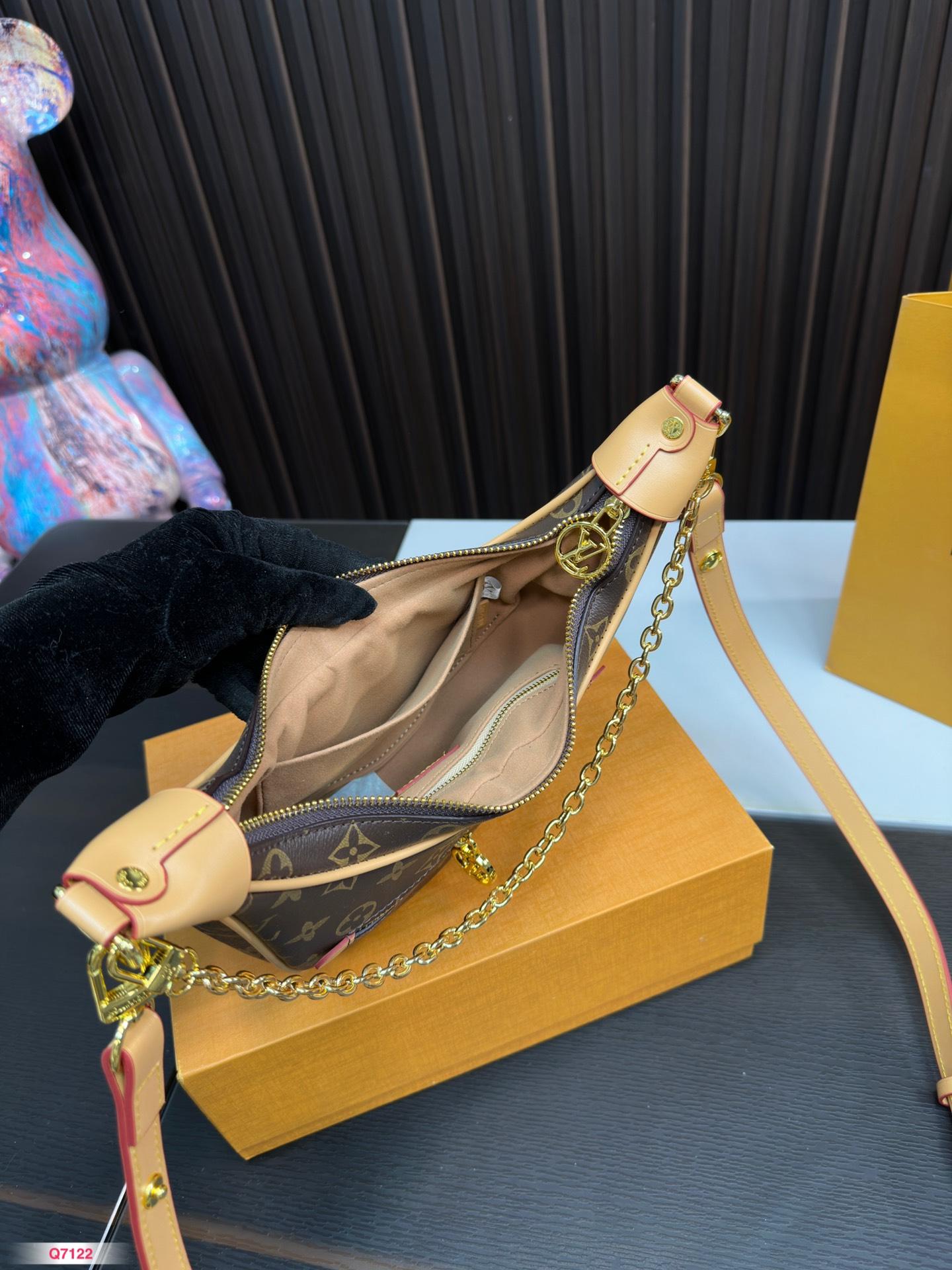 Replica Louis Vuitton Bag 12*22CM