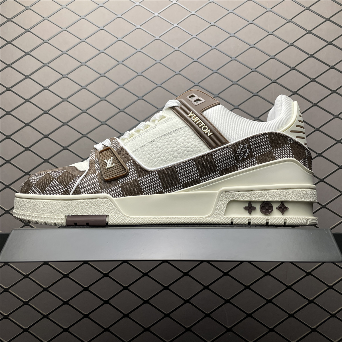 Replica LV Shoe  Louis Vuitton LV Trainer Brown