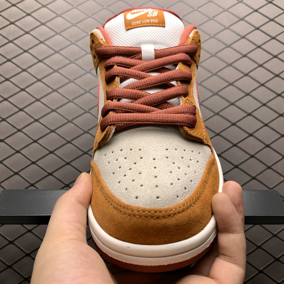 Replica Nike Dunk SB Shoe Nike SB Dunk Low Pro Russet Cedar BQ6817-202 Size 36-48.5