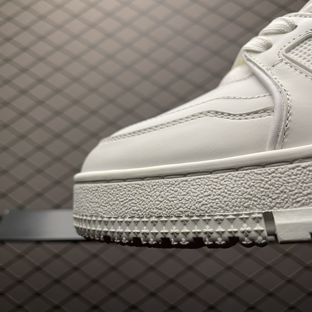 Replica Louis Vuitton Shoe Louis Vuitton LV Trainer Size 35-46