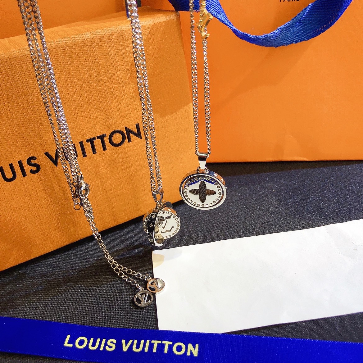 Replica LOUIS VUITTON Necklace
