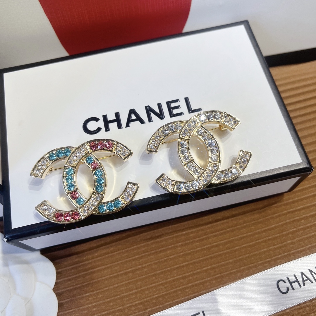 Replica CHANEL Brooch