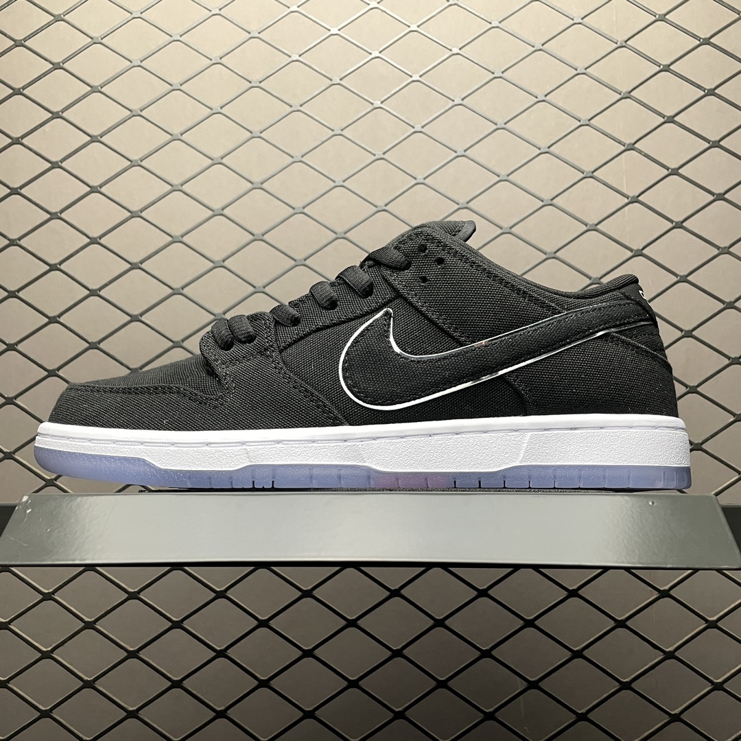 Replica Nike Dunk SB Shoe Carhartt x Nike SB Dunk Low FN4193-013 Size 40-47.5