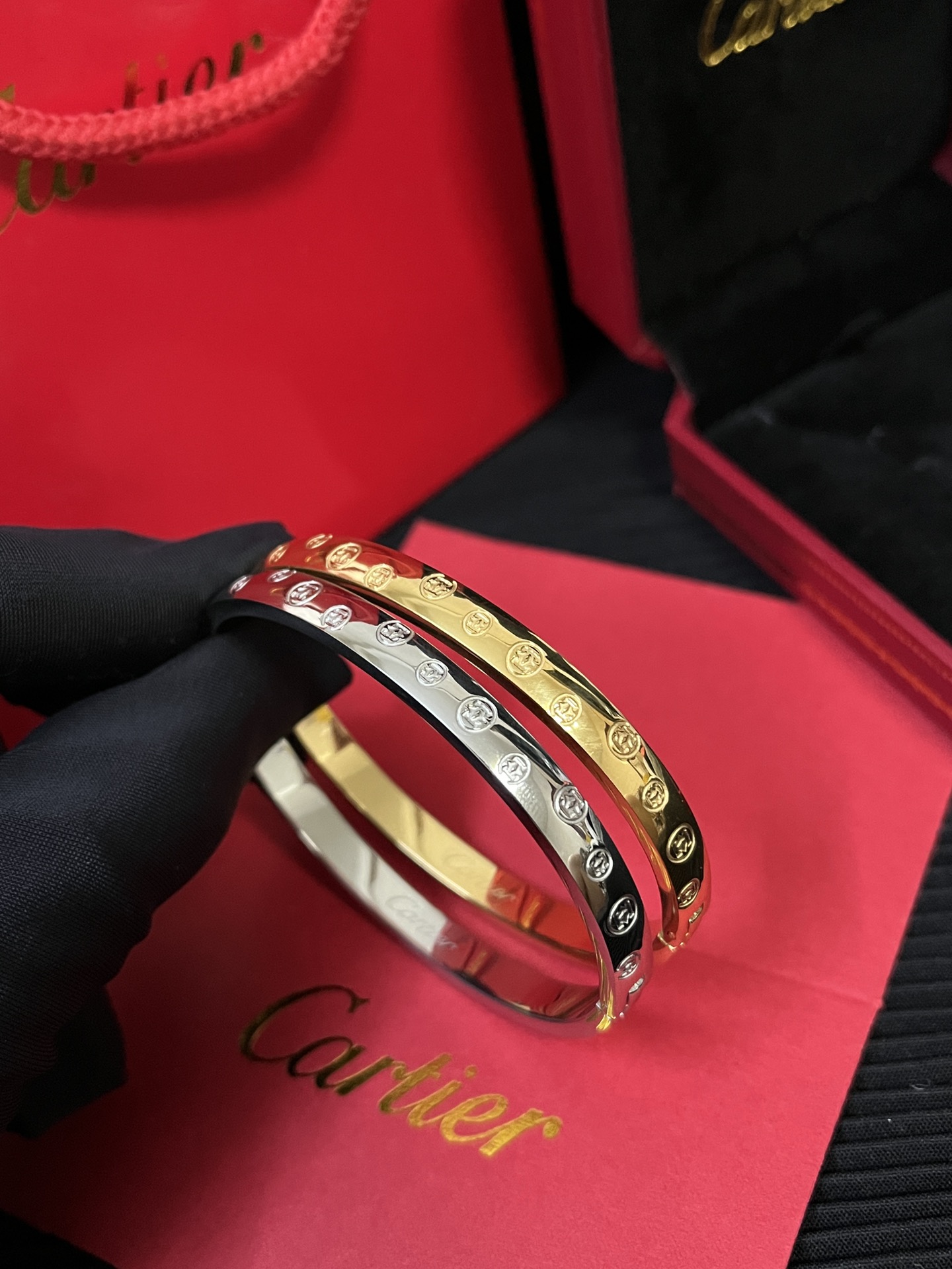 Replica CARTIER Bangle