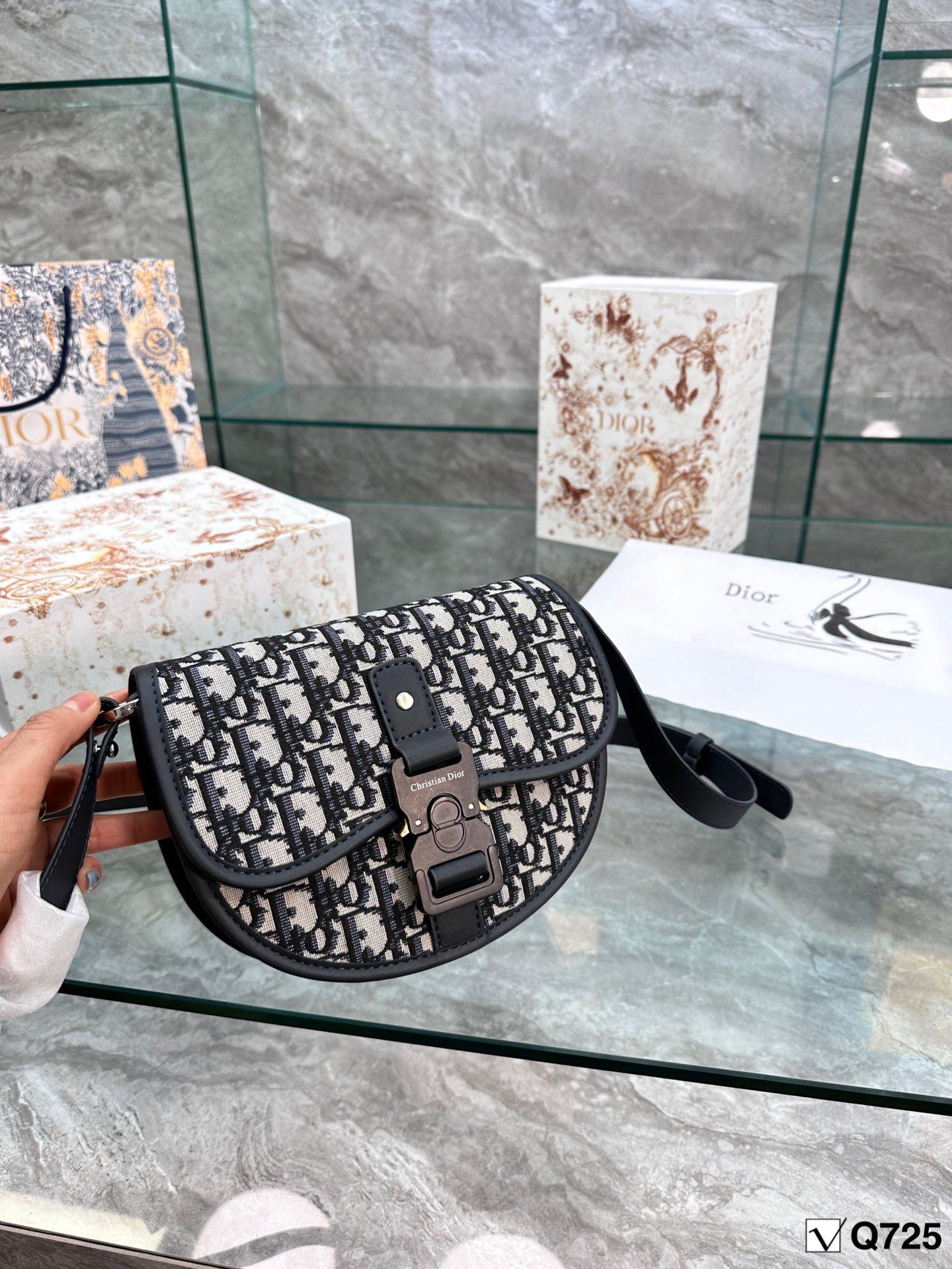 Replica Dior Bag 20*16CM