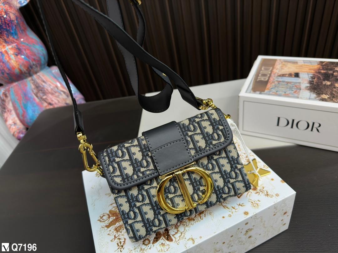 Replica Dior Bag 12*17CM