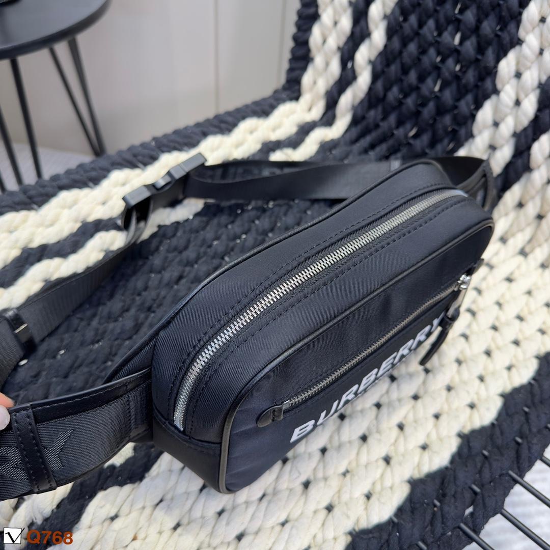 Replica Burberry Bag 20*15CM