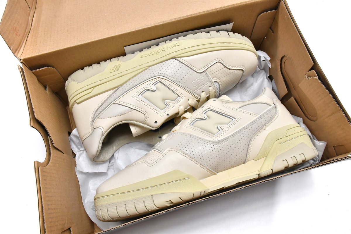 Replica New Balance Shoe BB550AR Auralee x New Balance 550 Ecru