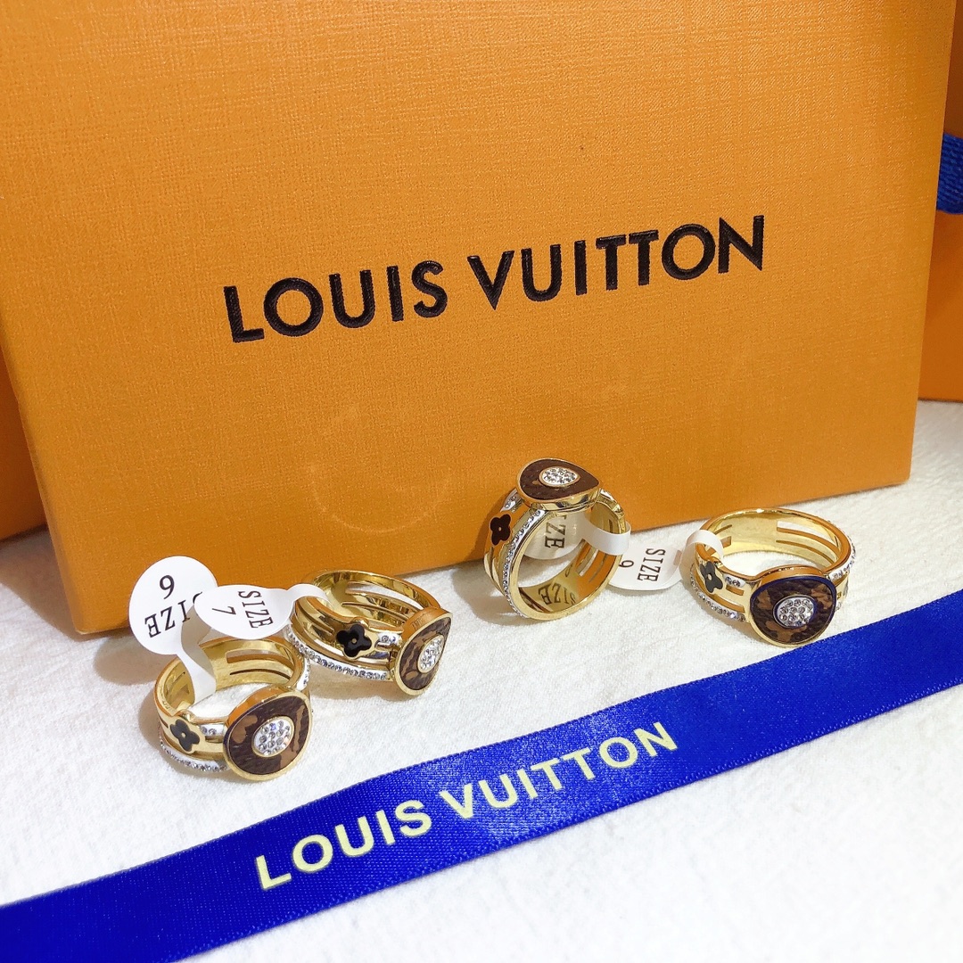 Replica LOUIS VUITTON Ring