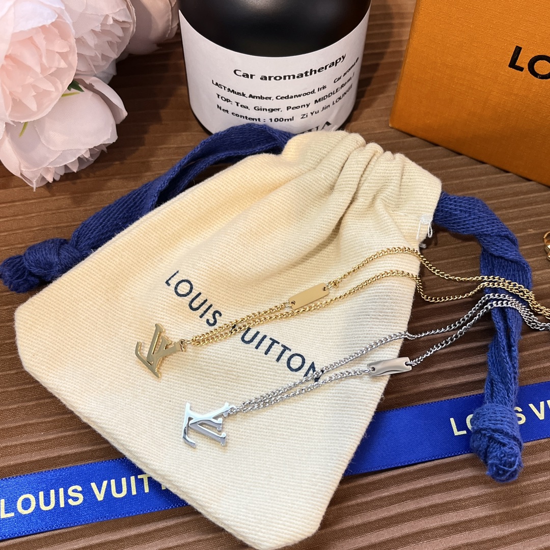 Replica LOUIS VUITTON Necklace
