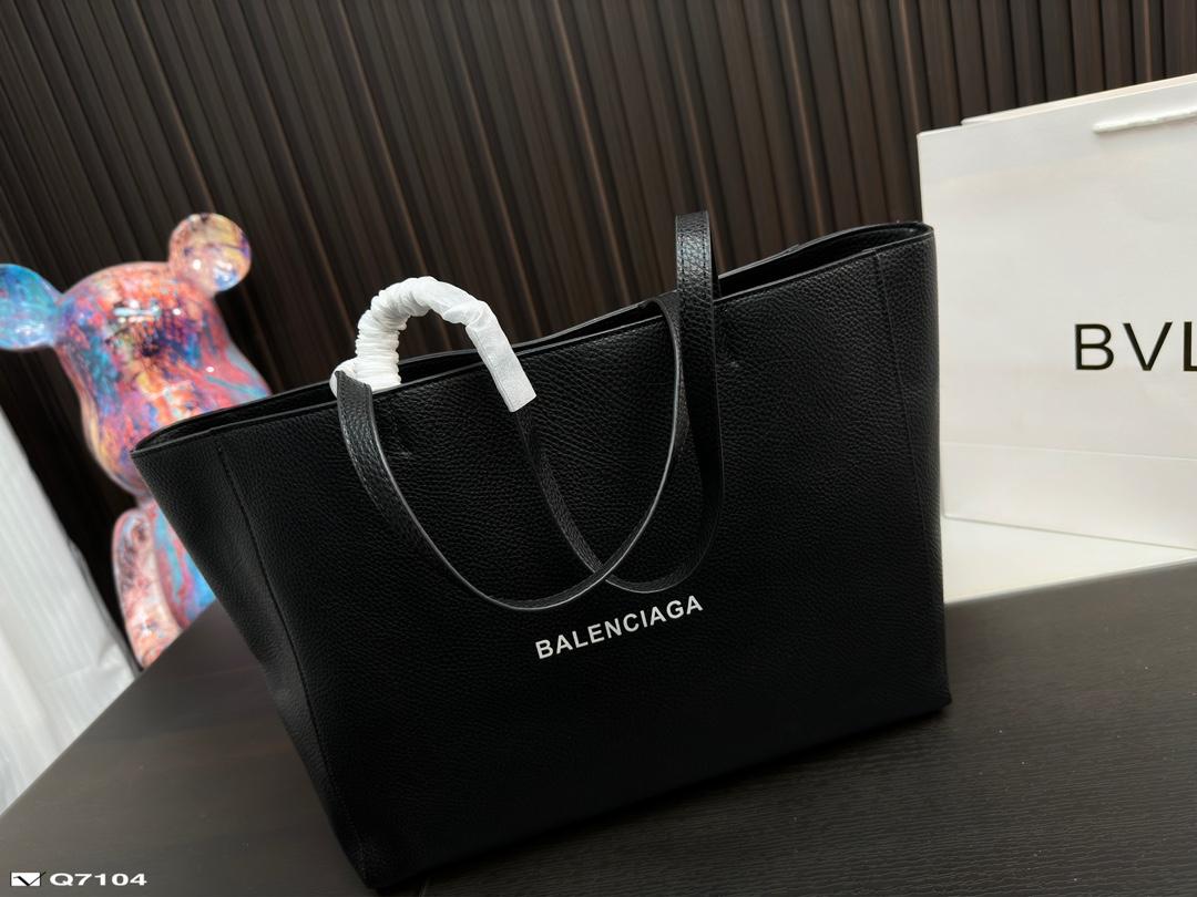 Replica Balenciaga Bag 36*28CM