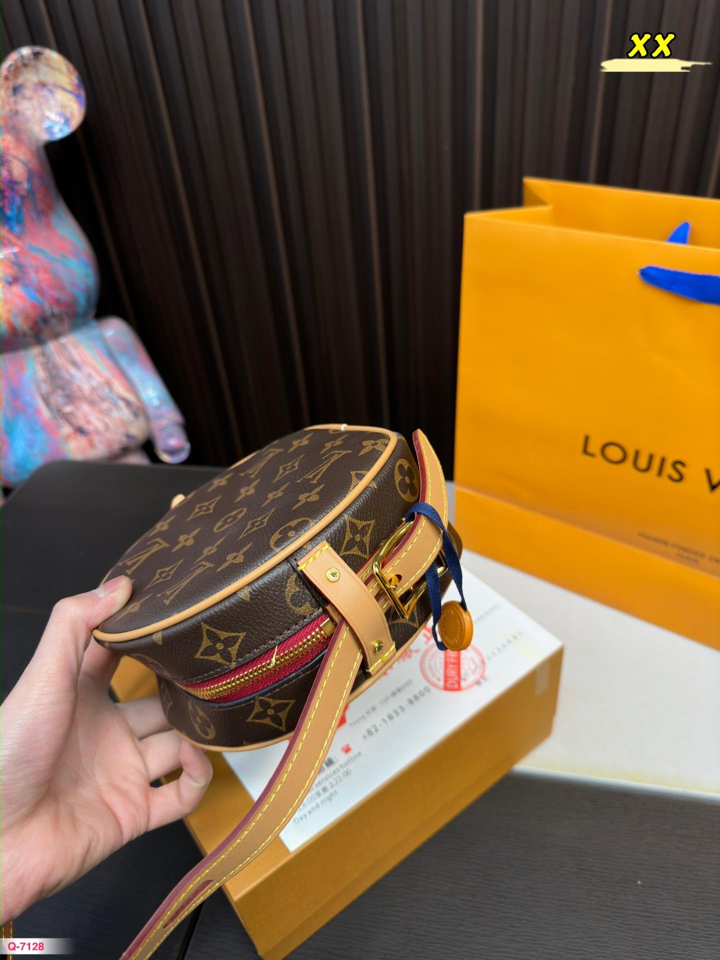 Replica Louis Vuitton Bag 17*16CM