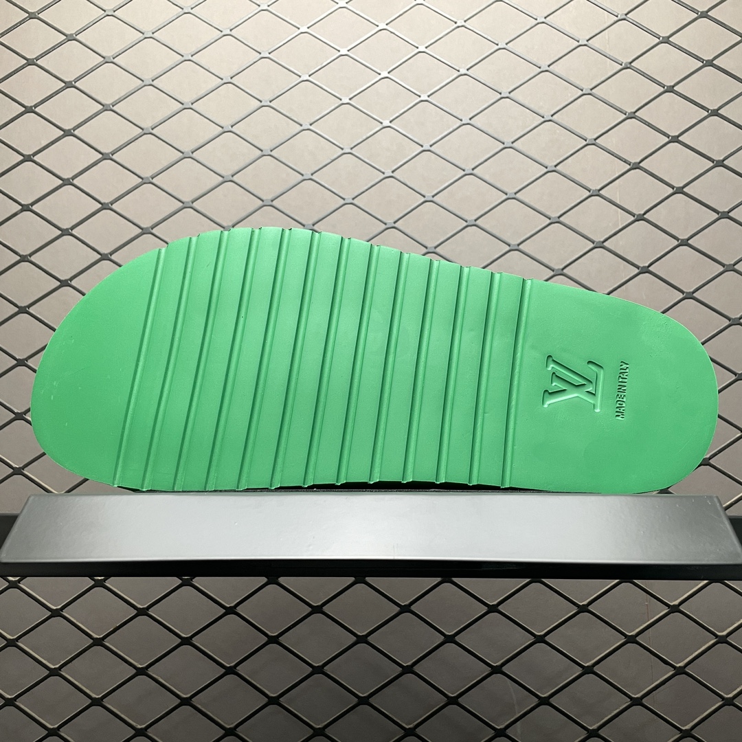 Replica Louis Vuitton Shoe Louis Vuitton Oasis Miami Damier Size 38-46 Green