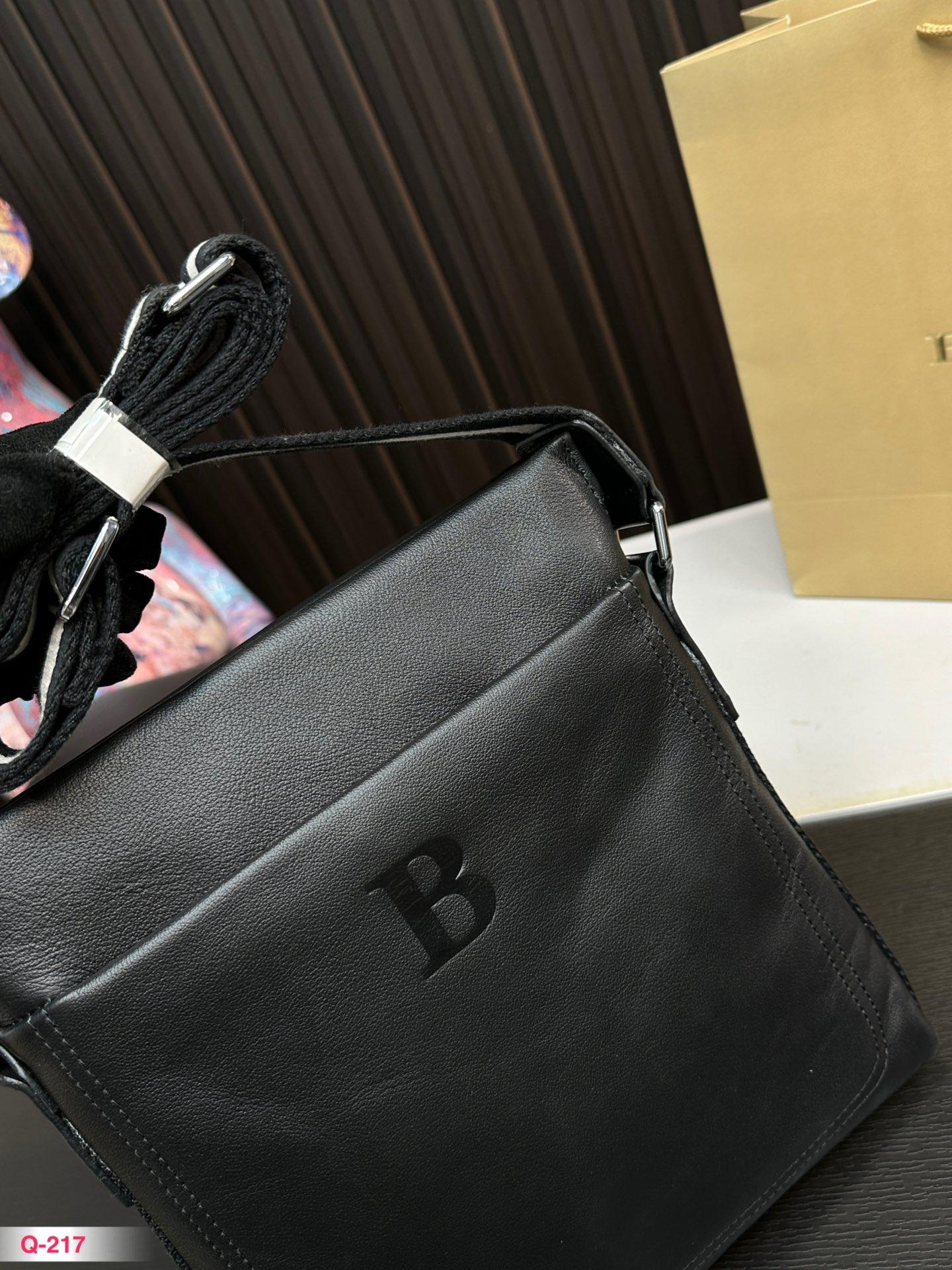 Replica Burberry Bag 25*26CM