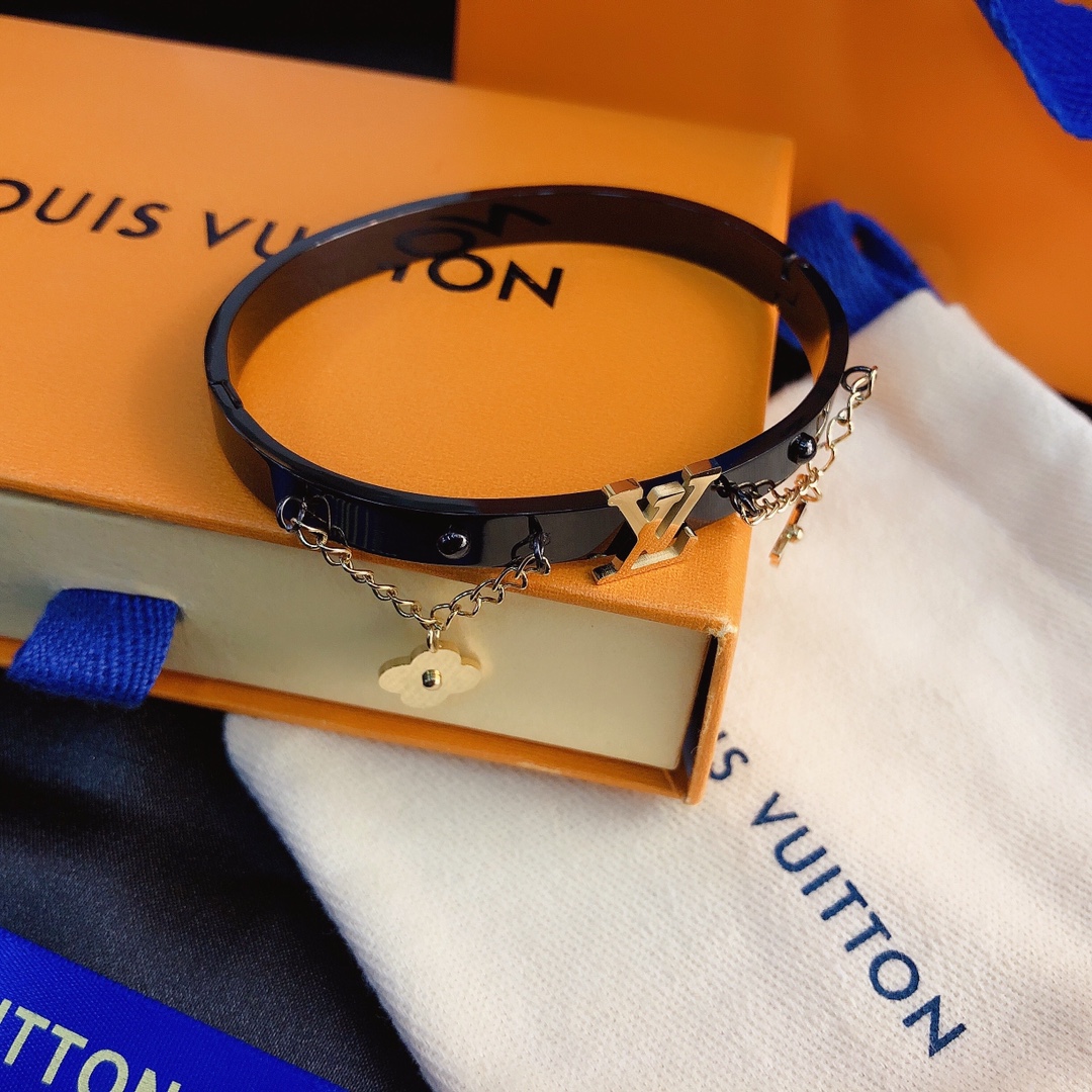 Replica LOUIS VUITTON Bangle