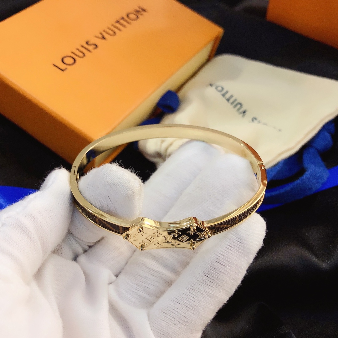 Replica LOUIS VUITTON Bangle