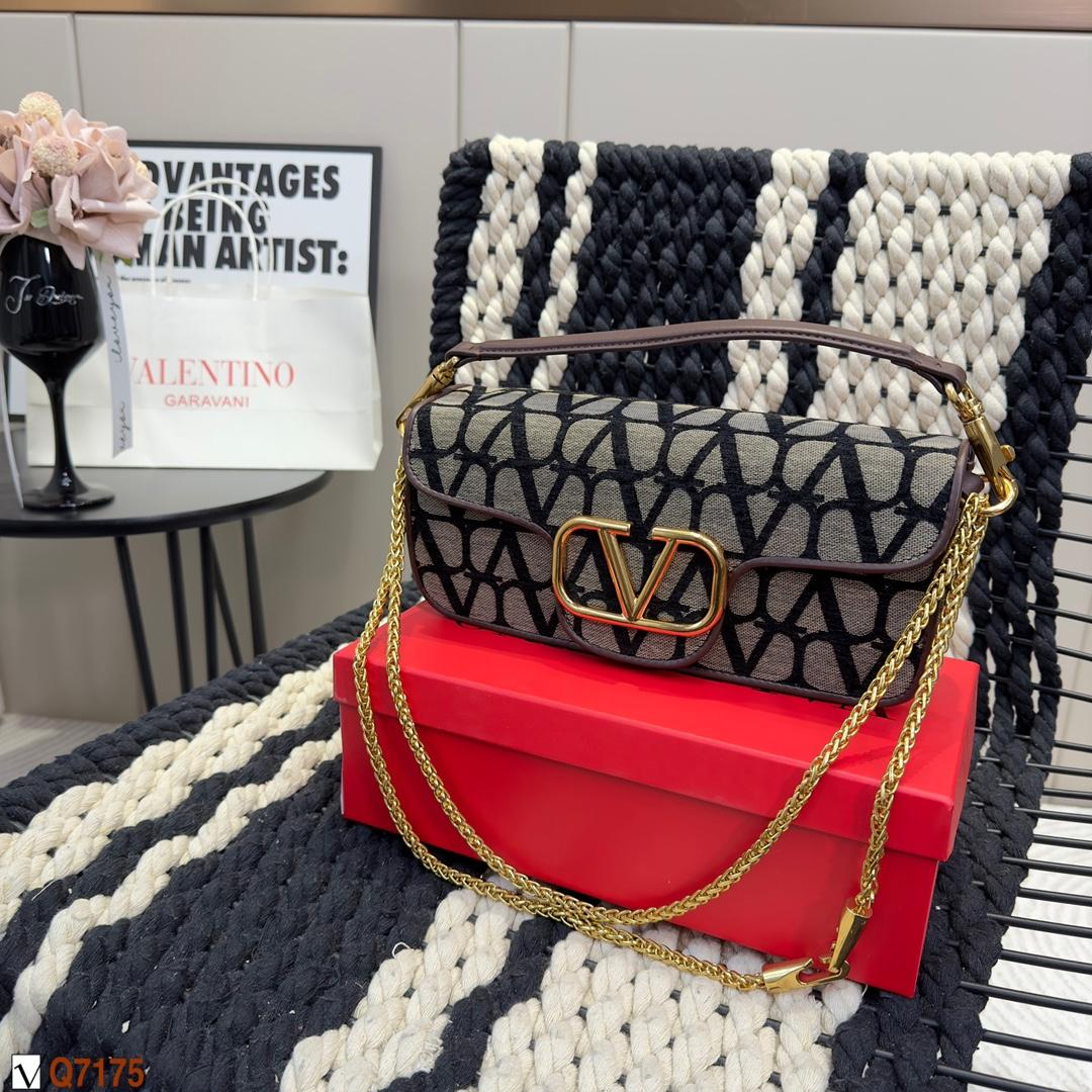 Replica Valentino Bag 20*10CM/28*12CM