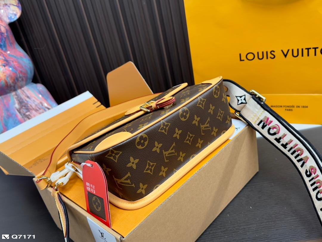 Replica Louis Vuitton Bag 24*15CM