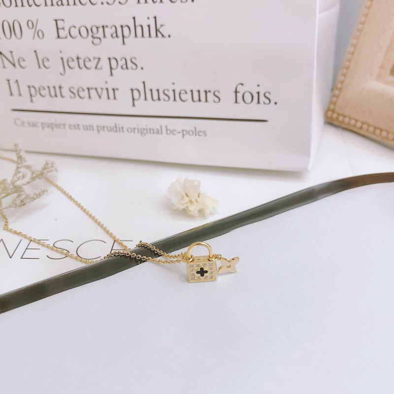 Replica LOUIS VUITTON Necklace