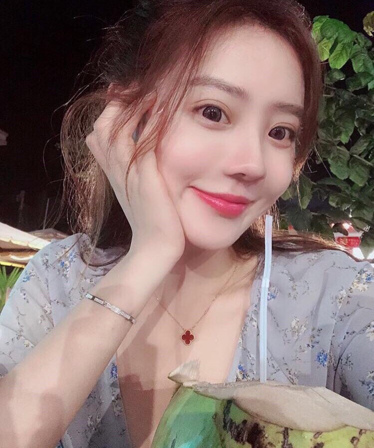 Replica VanCleef Arpels Necklace