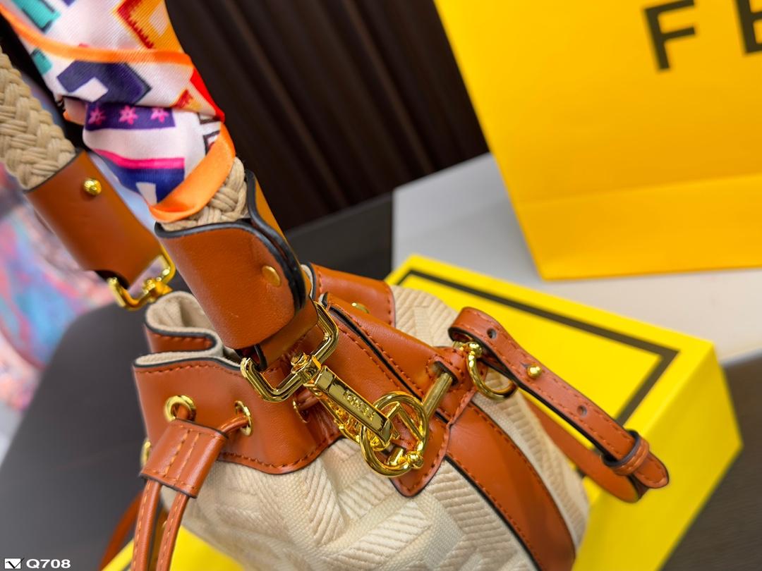 Replica Fendi Bag 17*12CM