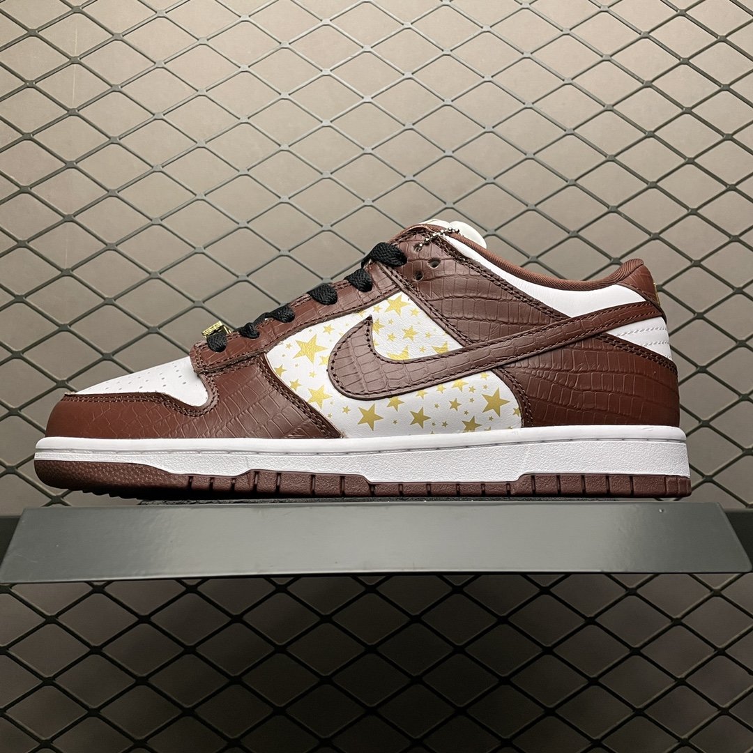 Replica Nike Dunk SB Shoe Supreme x Nike SB Dunk Low Brown DH3228-103 36-47