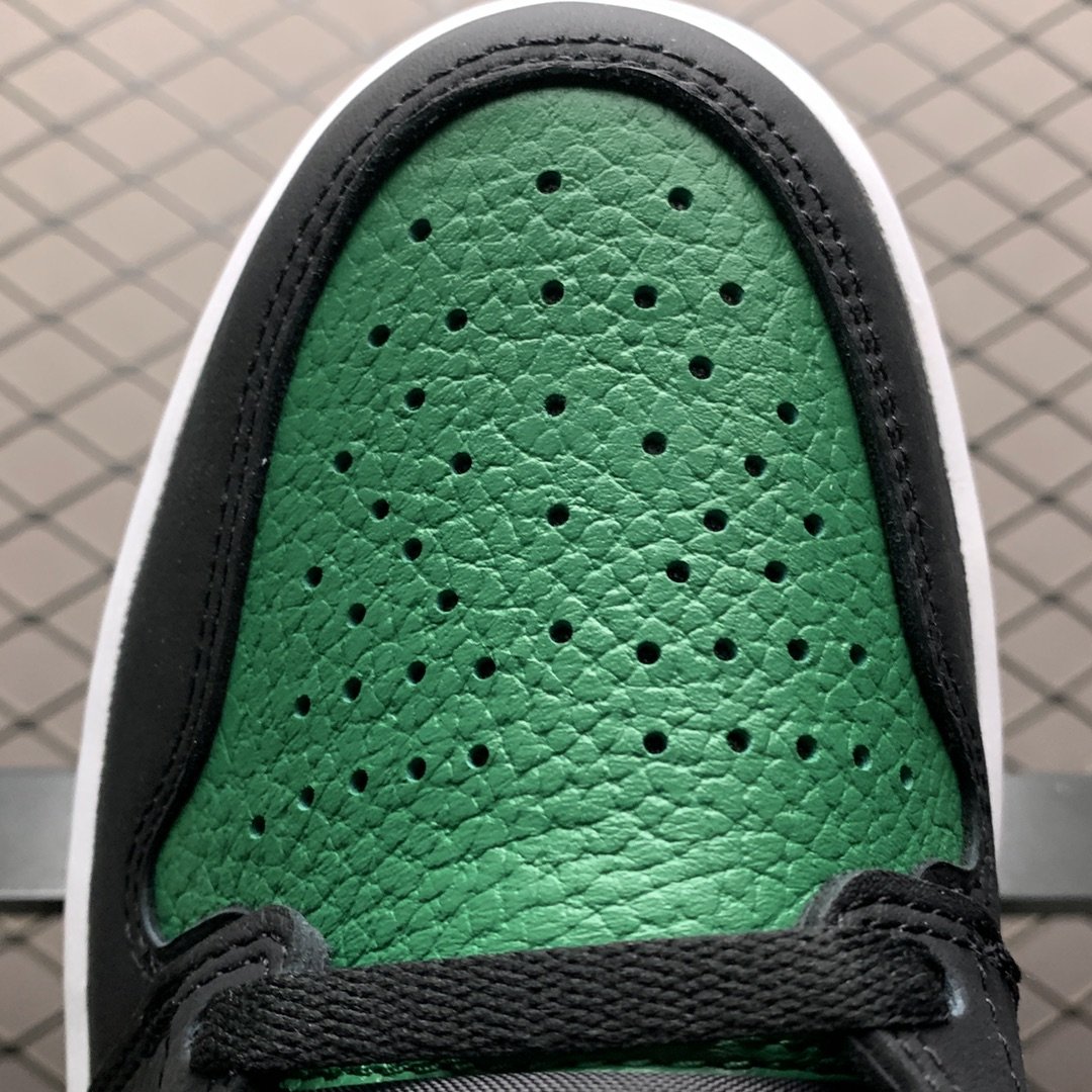 Replica Air Jordan Shoe Air Jordan 1 Retro HighPine GreenAJ11 555088-030 40-46 Size M7-M12