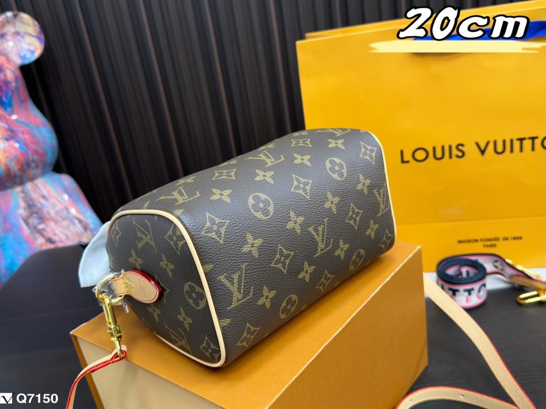 Replica Louis Vuitton Bag 13*CM