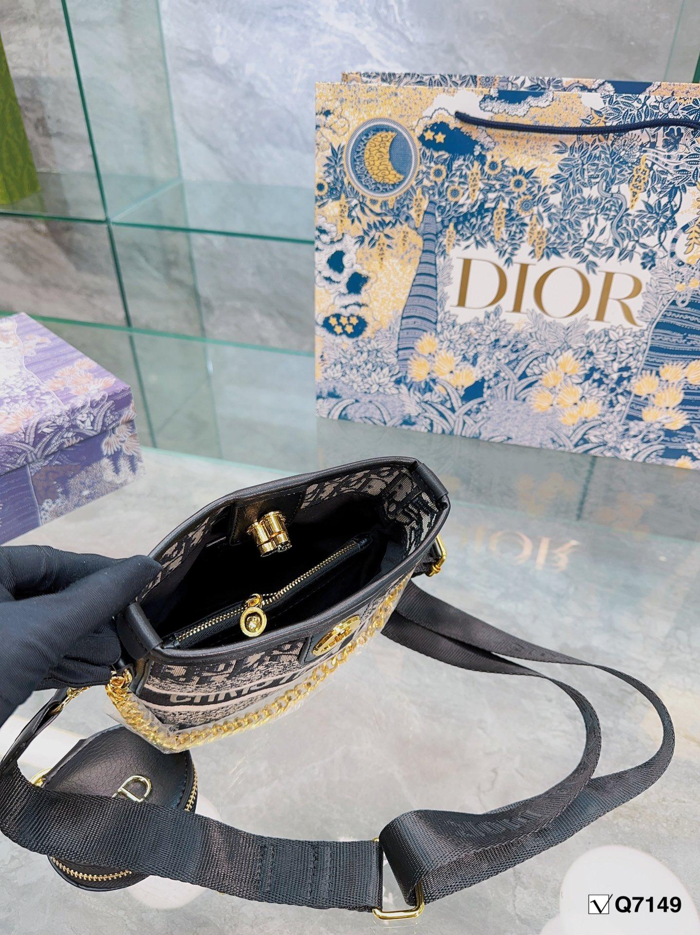 Replica Dior Bag 18*8*17CM