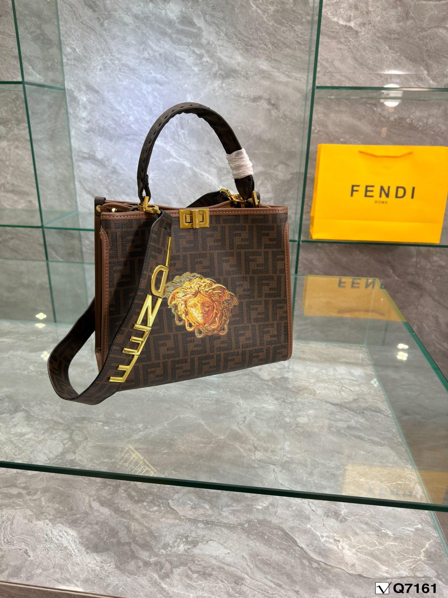 Replica Fendi Bag 30*26CM