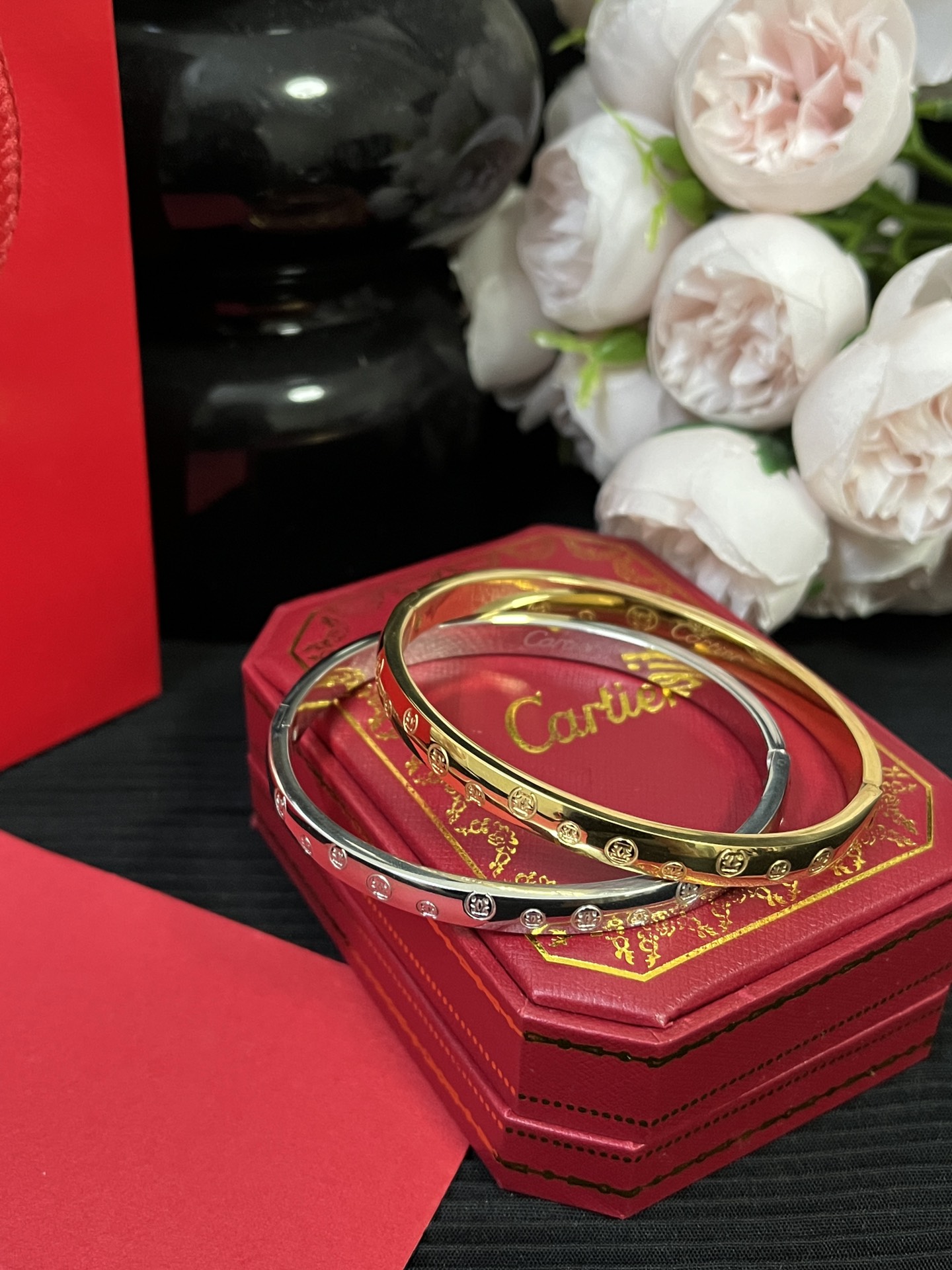 Replica CARTIER Bangle