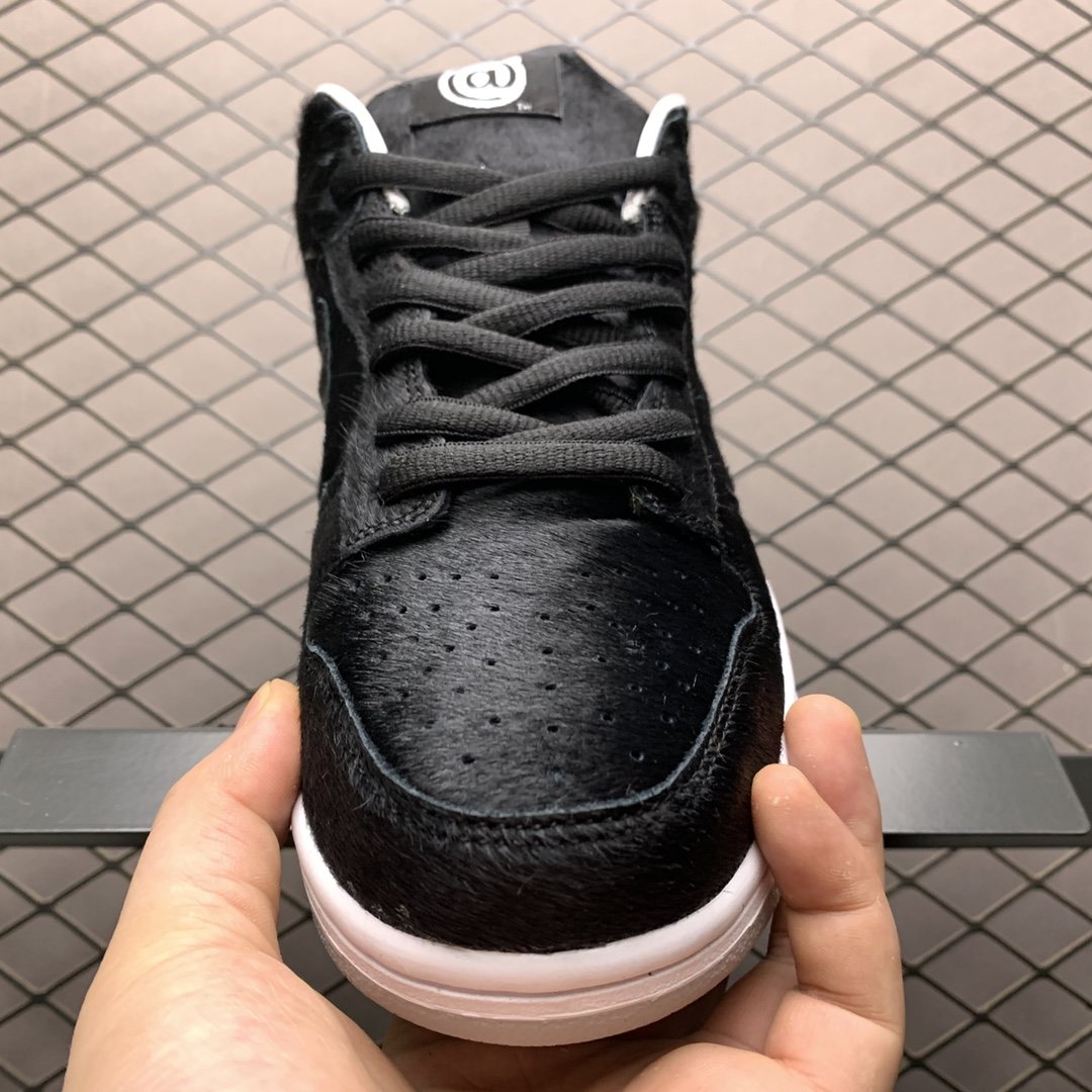 Replica Nike Dunk SB Shoe Medicom Toy x Nike SB Dunk LowCZ5127-001 36-47.5