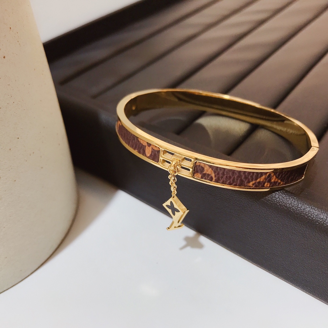 Replica LOUIS VUITTON Bangle