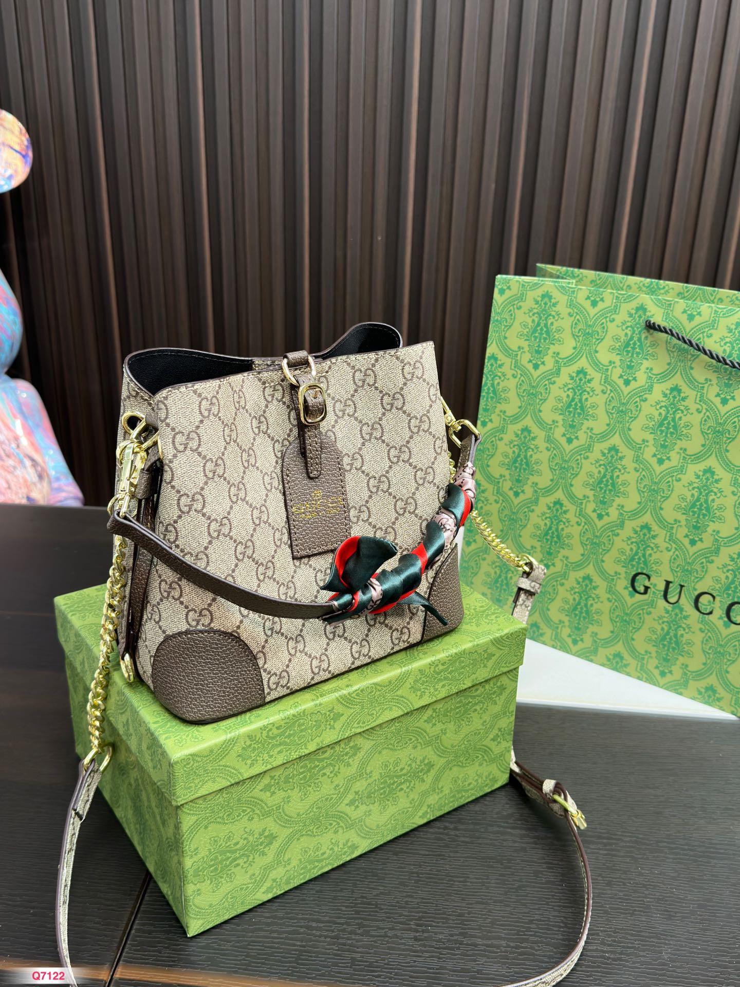 Replica Gucci Bag 19*20CM
