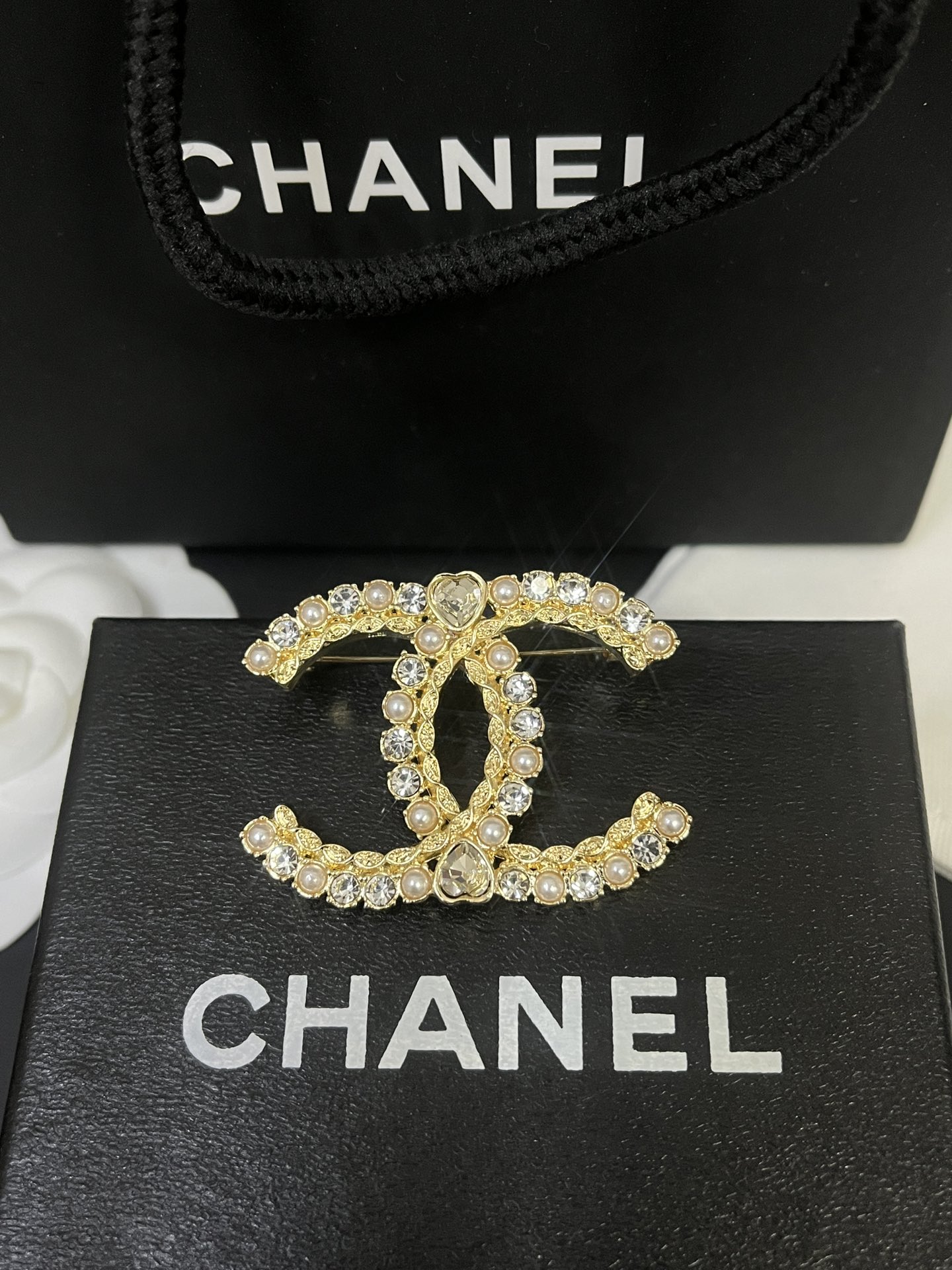 Replica CHANEL Brooch