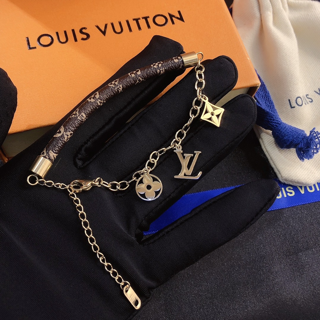 Replica LOUIS VUITTON Bracelet