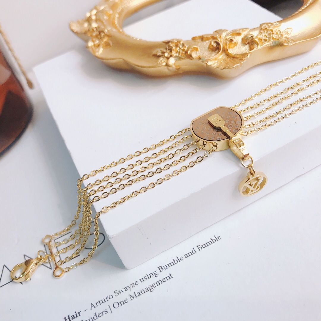 Replica LOUIS VUITTON Bracelet