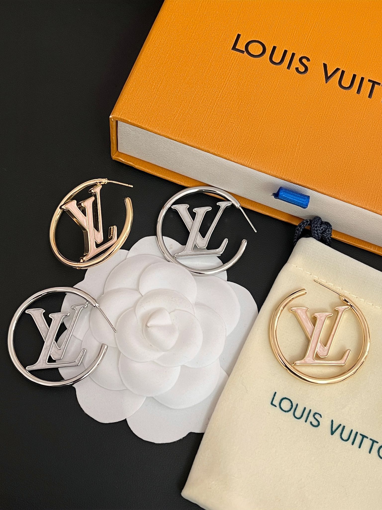 Replica LOUIS VUITTON Earring